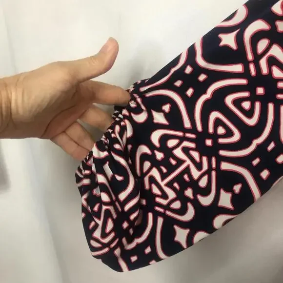 Laundry by Shelli Segal Black and Navy Geometric Dress Gathered Bell Sleeve - Picture 3 of 9